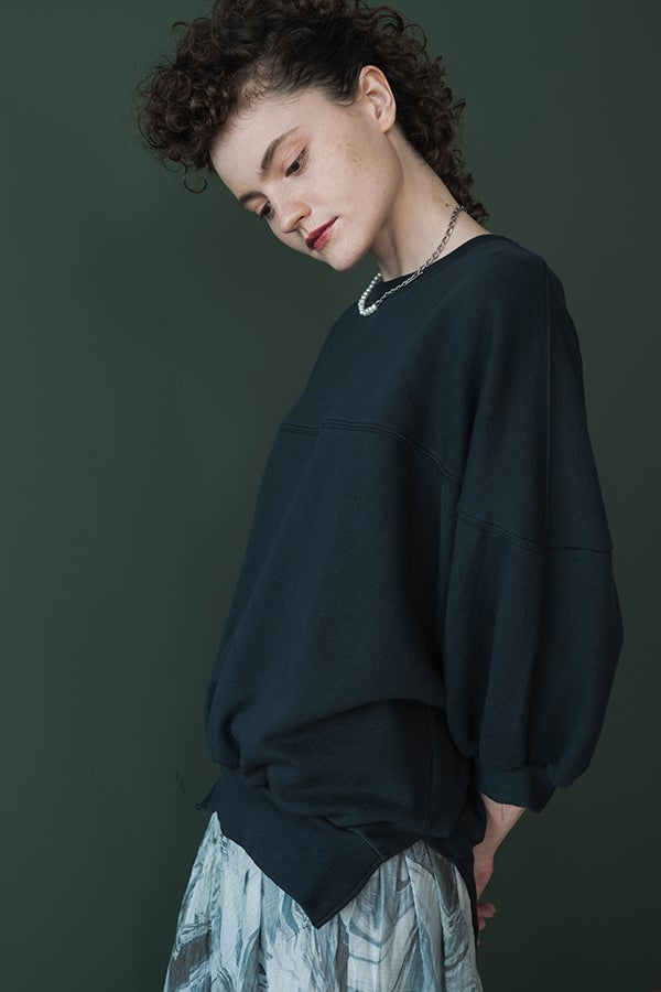 Volume Sweat Pullover
