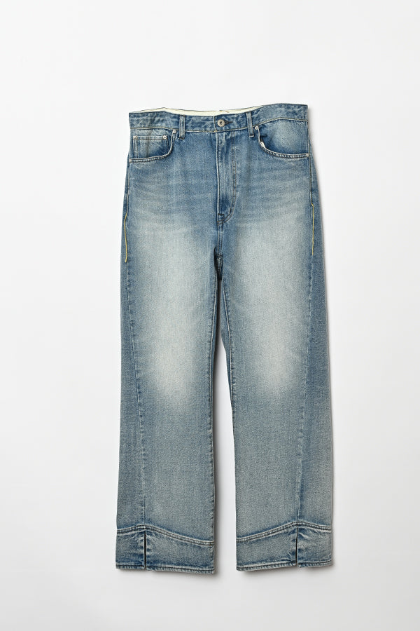 Semi-Flare Jeans