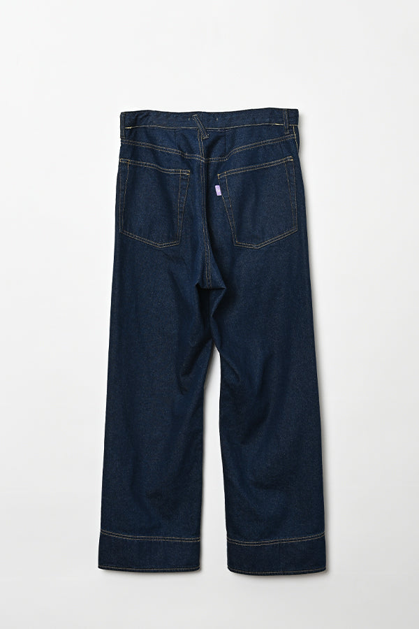 Semi-Flare Jeans