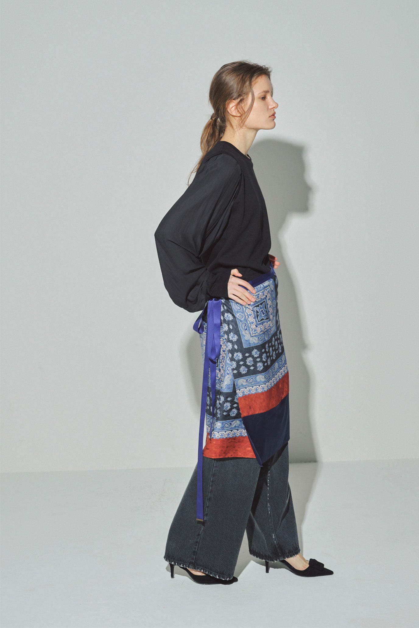 Fine Gather Sleeve Pullover