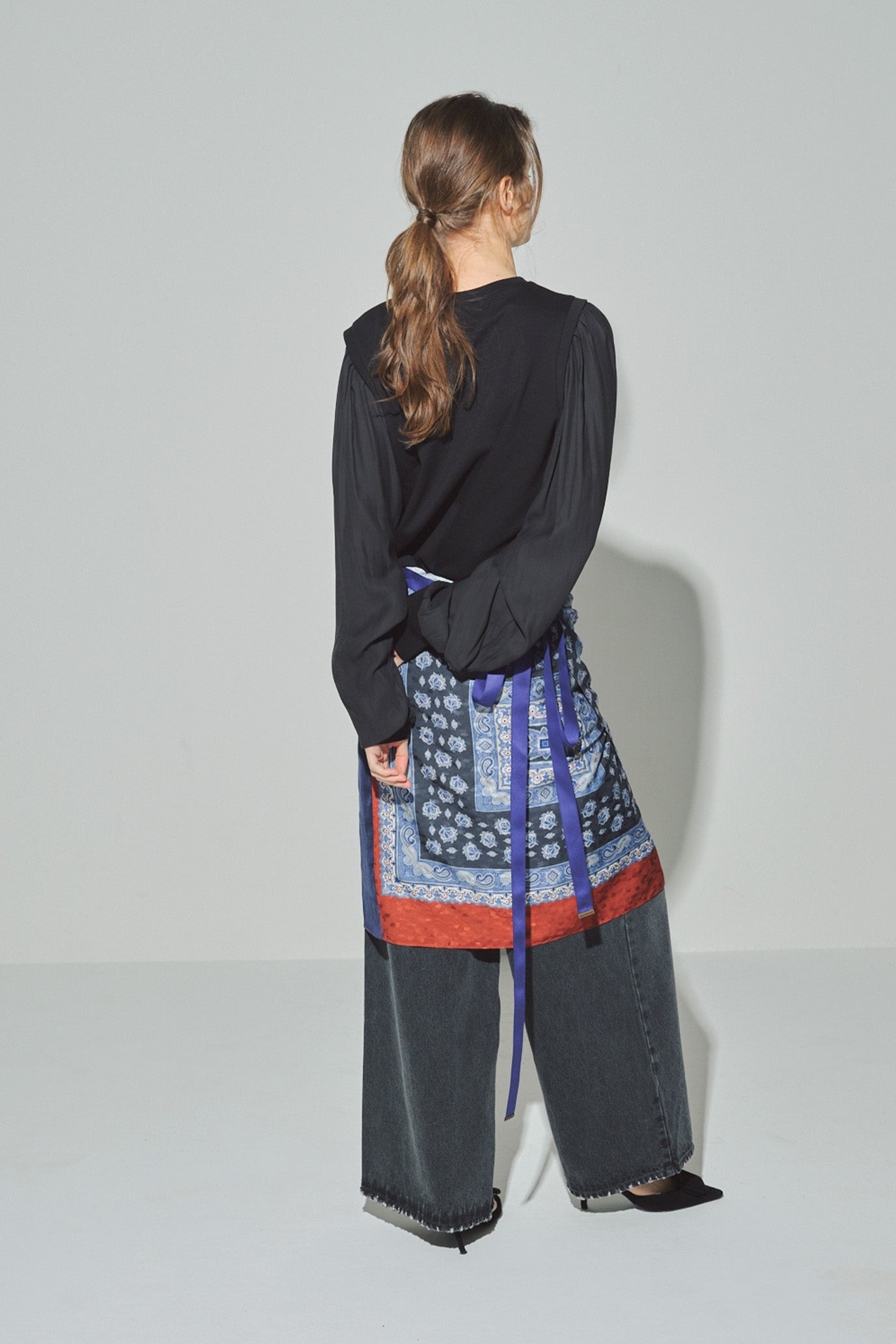 Fine Gather Sleeve Pullover