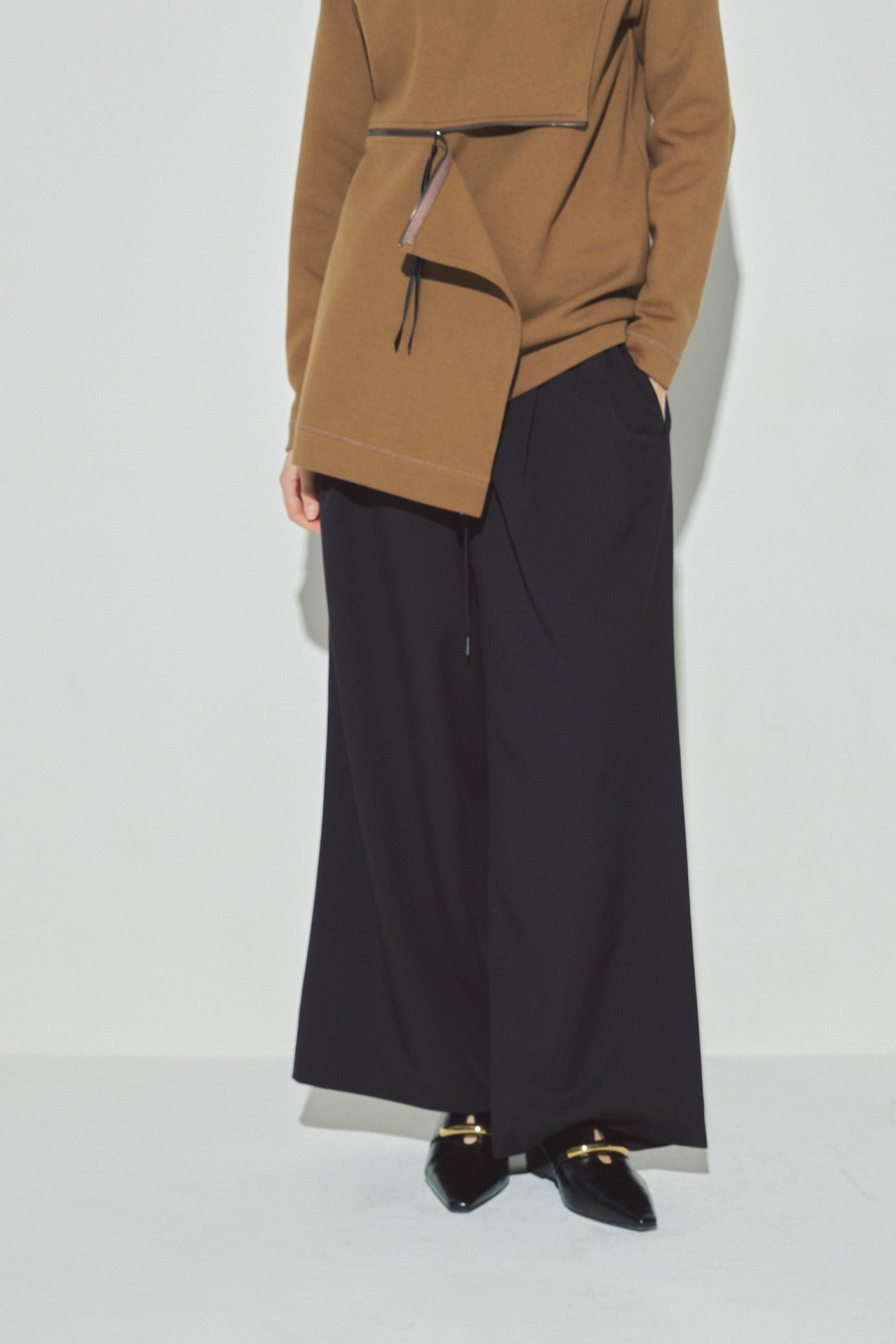 TR Relaxed Fit Trousers