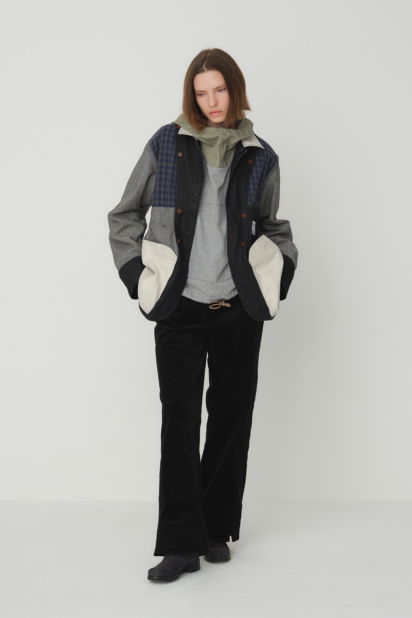 Semi-Flare Trousers