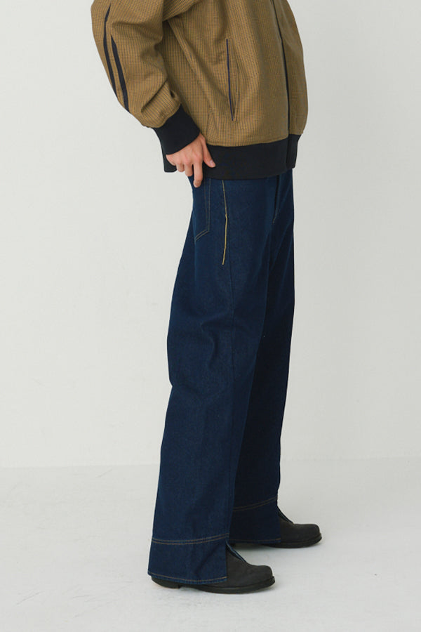 Semi-Flare Jeans