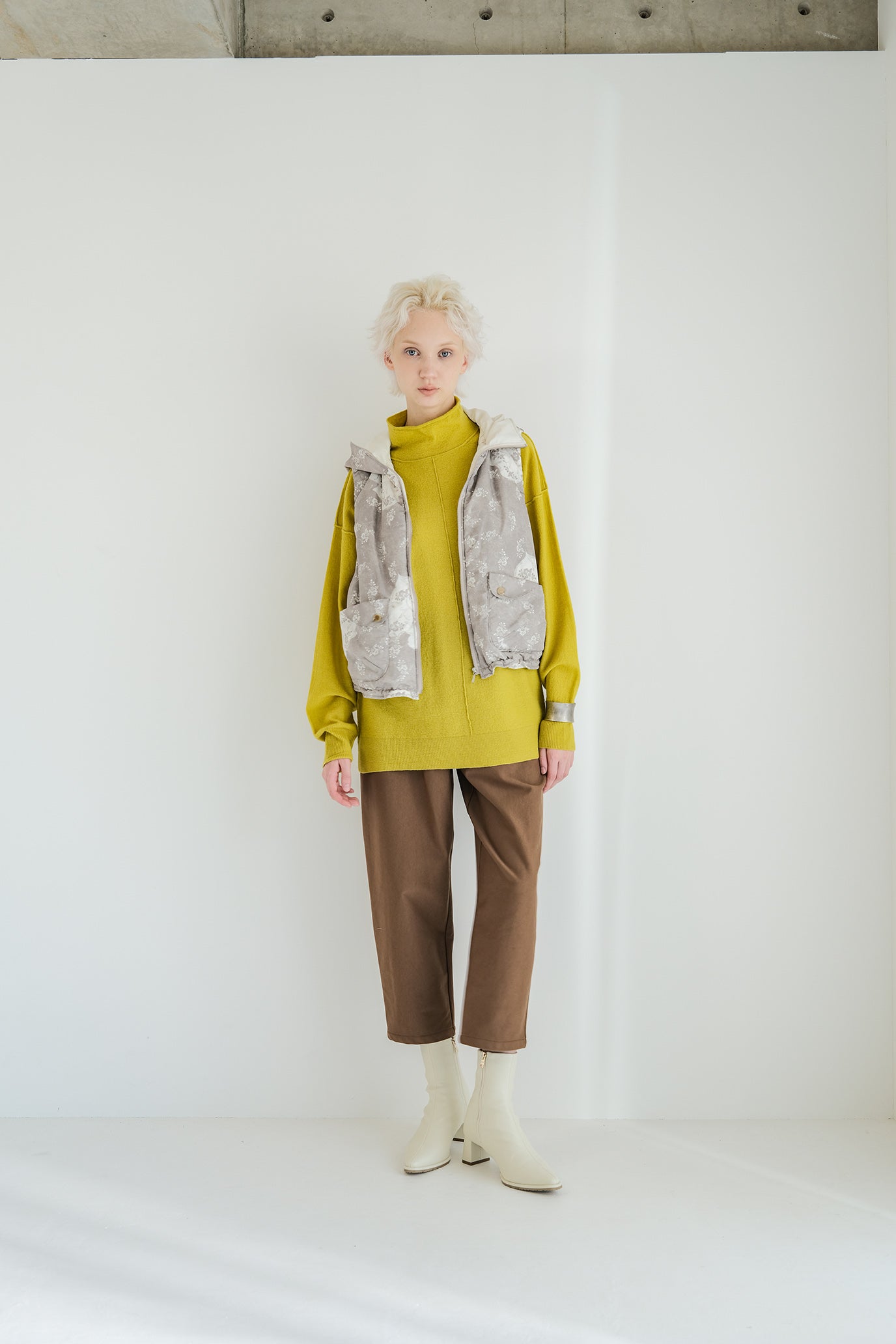 Compressed High Neck Pullover