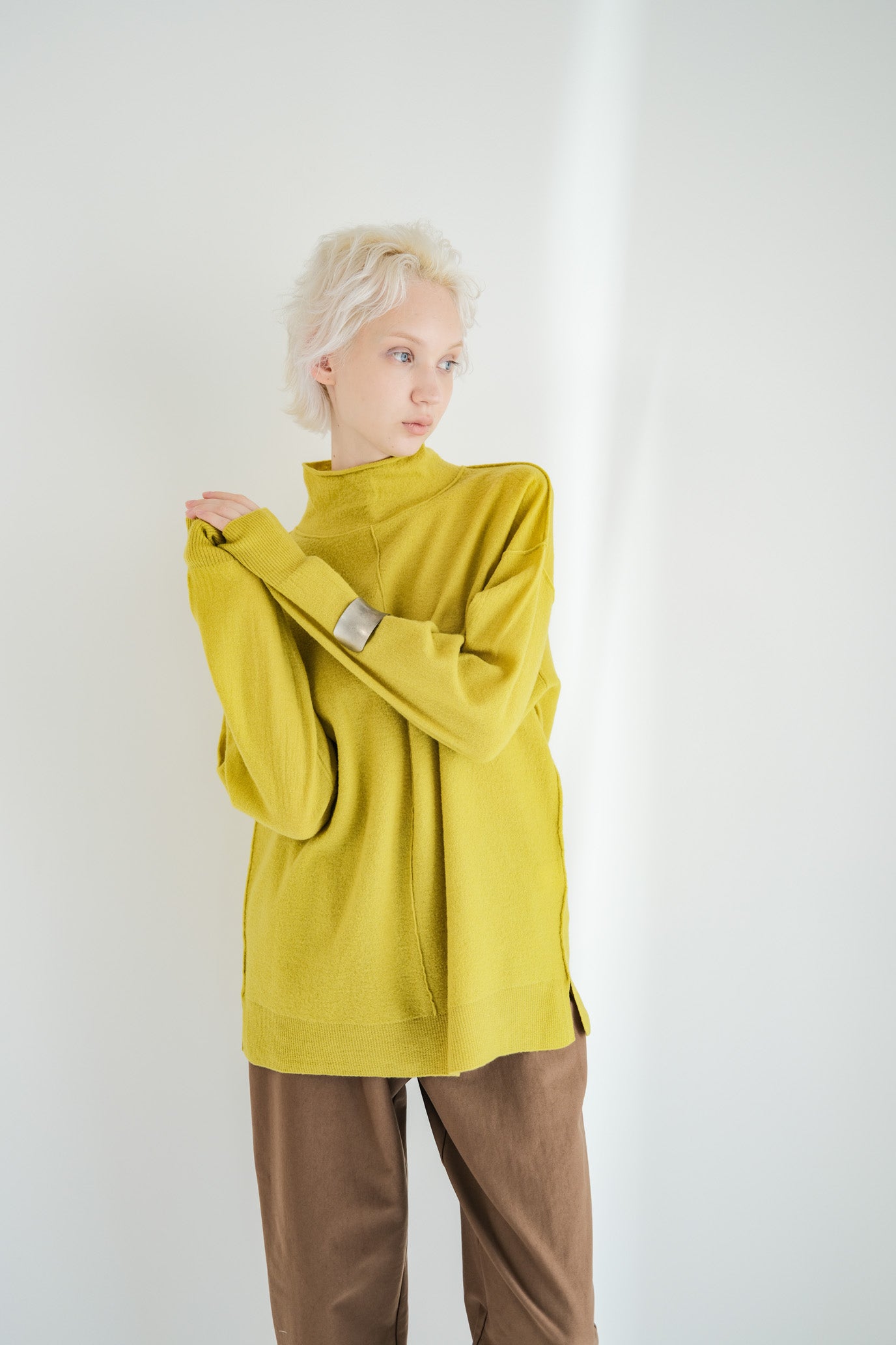Compressed High Neck Pullover