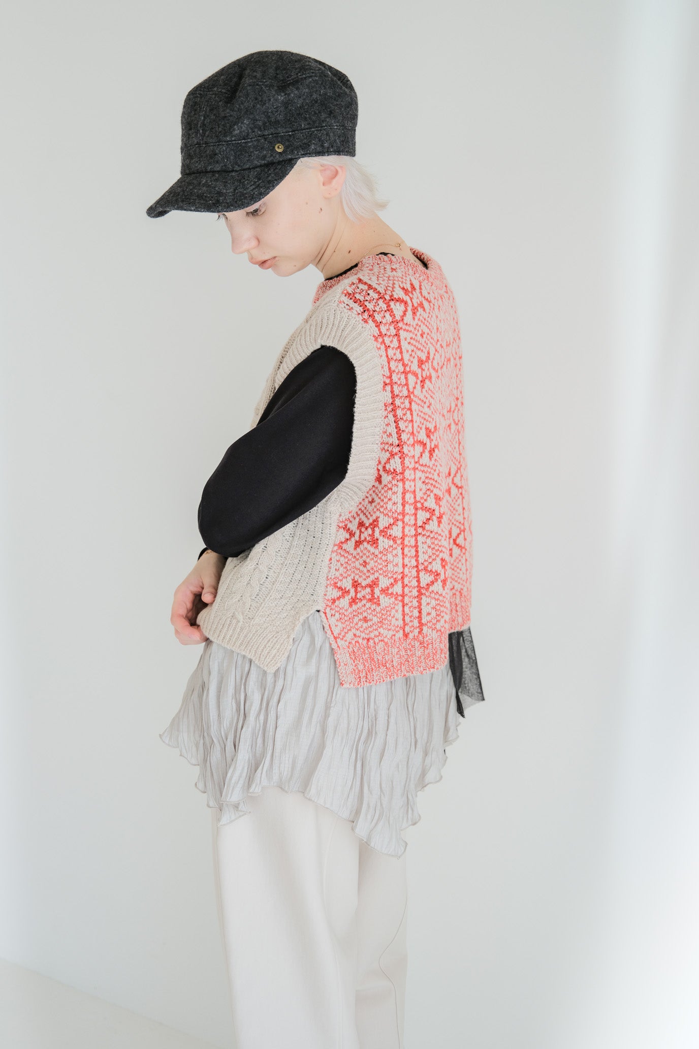 Tulle & Washed Peplum Pullover