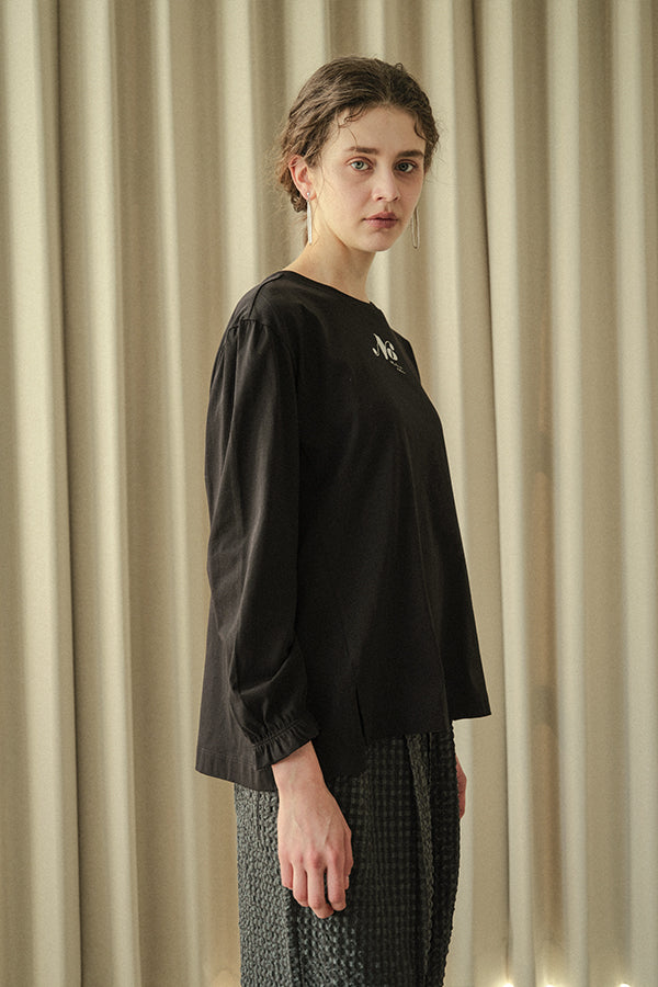 No. Gather Sleeve Pullover