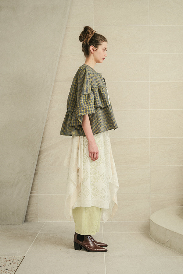 Voluminous Check Frill Blouse