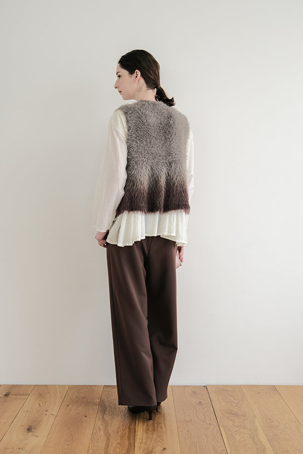 Space-Dyed Feather Flare Vest