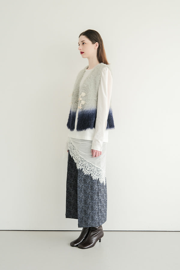Space-Dyed Feather Flare Vest