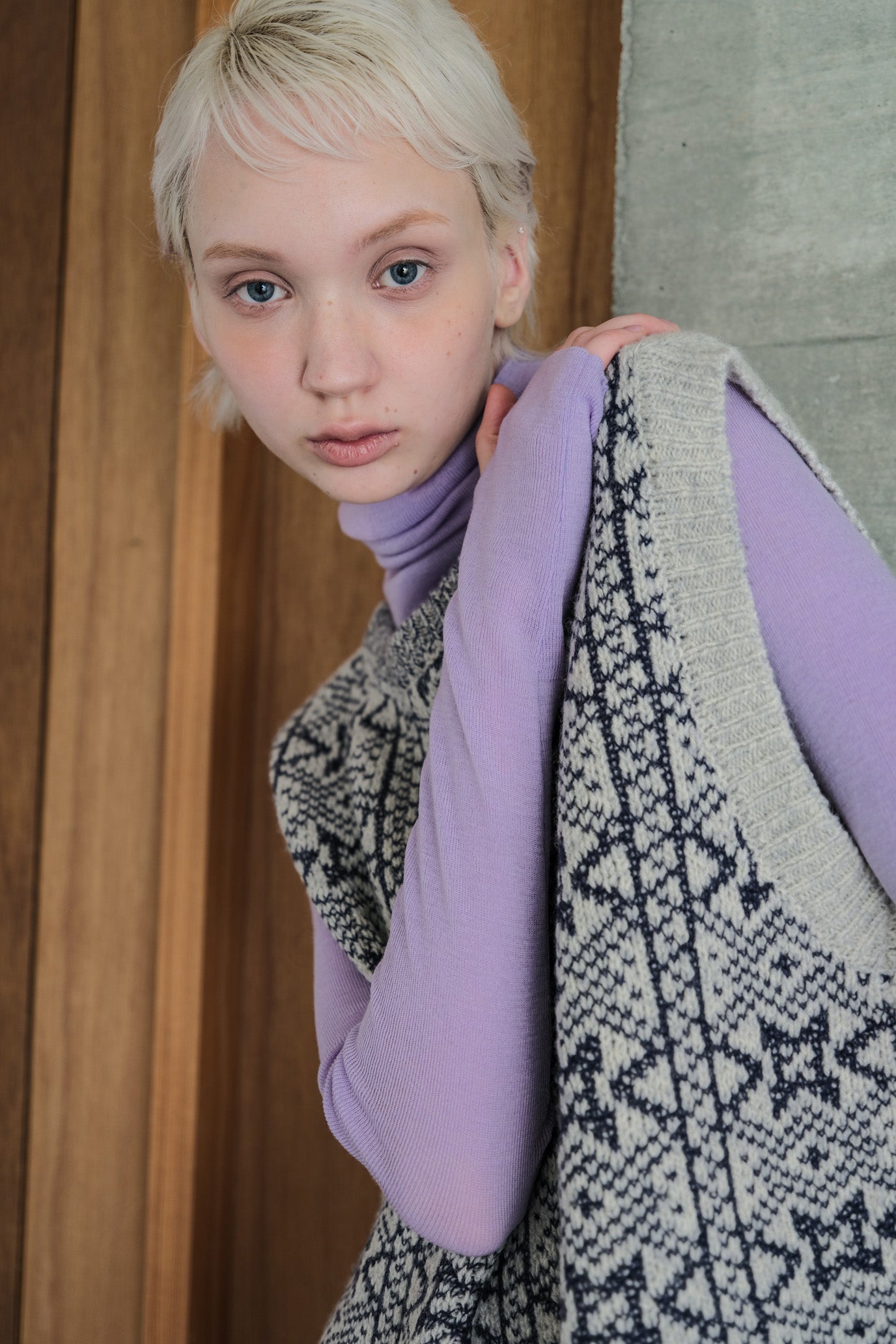 MOCOCHI Rib Turtleneck Pullover