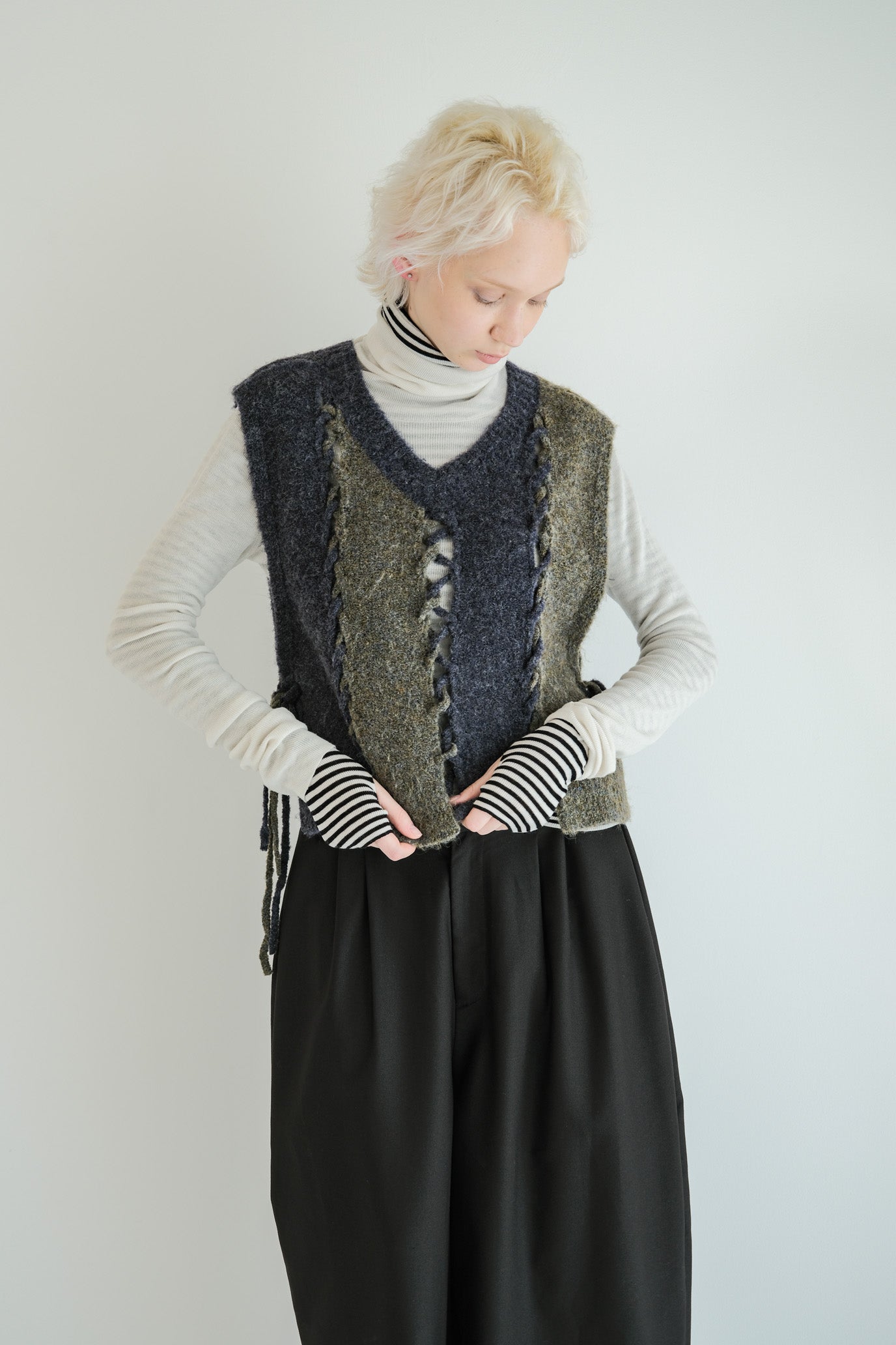 2-Way Stripe Slash Vest