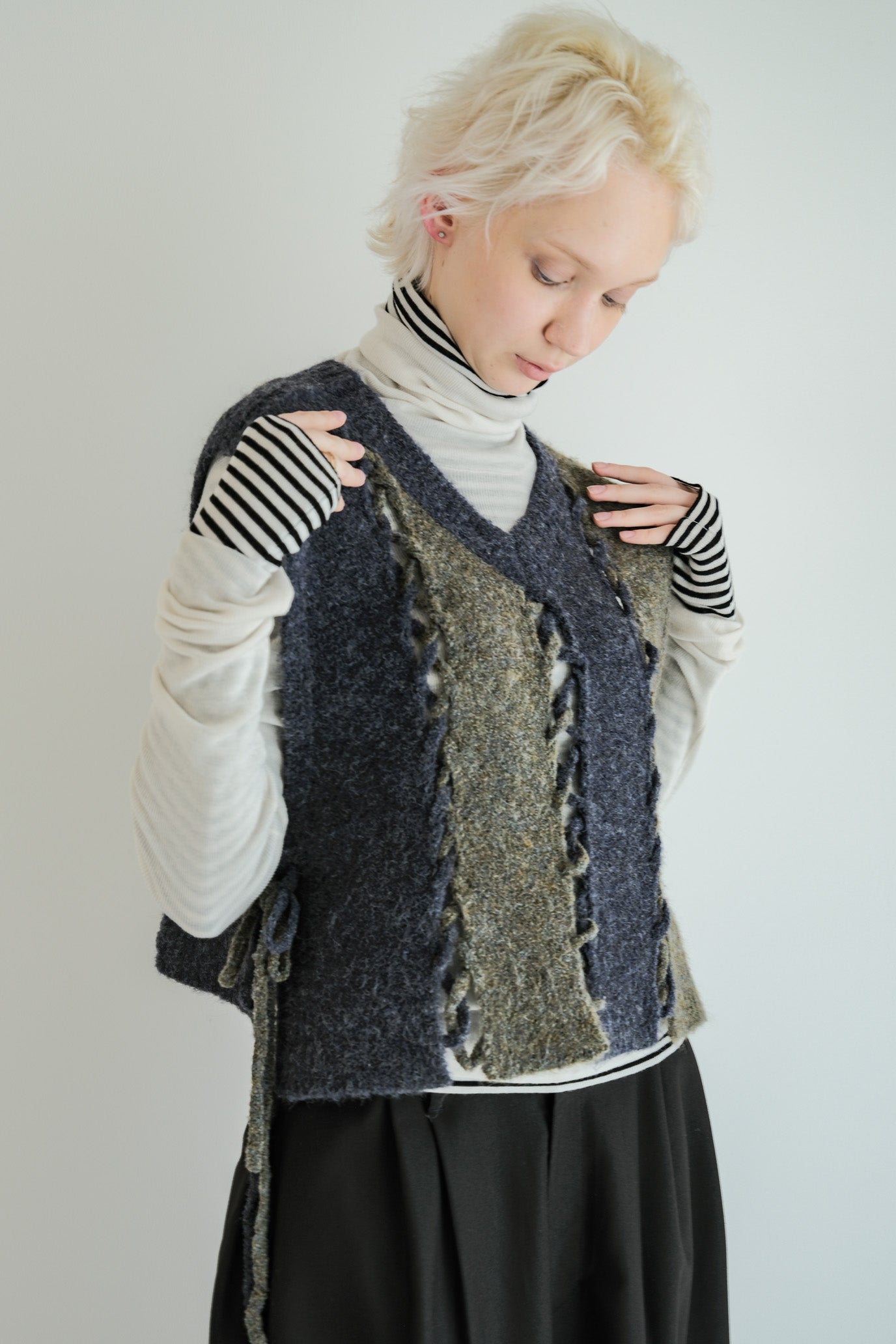 2-Way Stripe Slash Vest