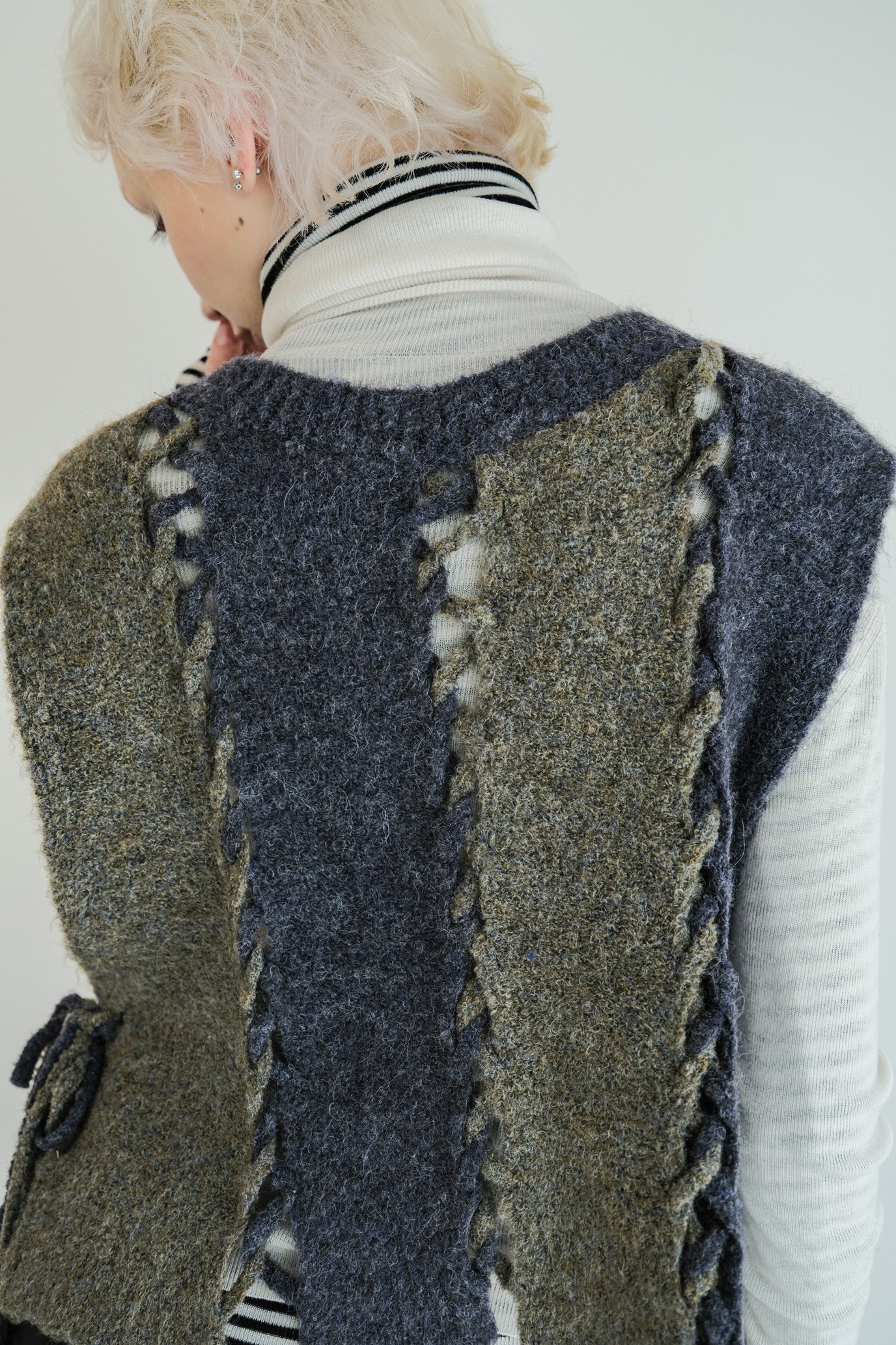 2-Way Stripe Slash Vest