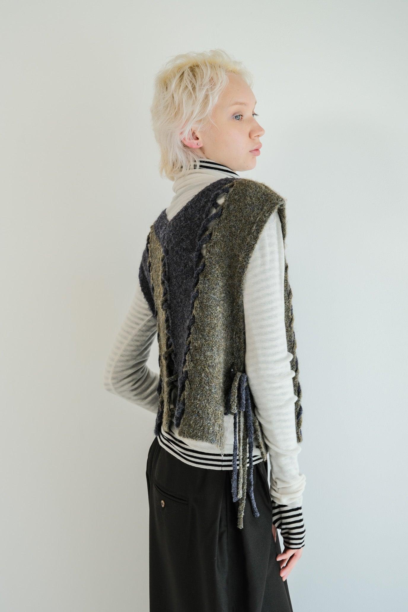 2-Way Stripe Slash Vest