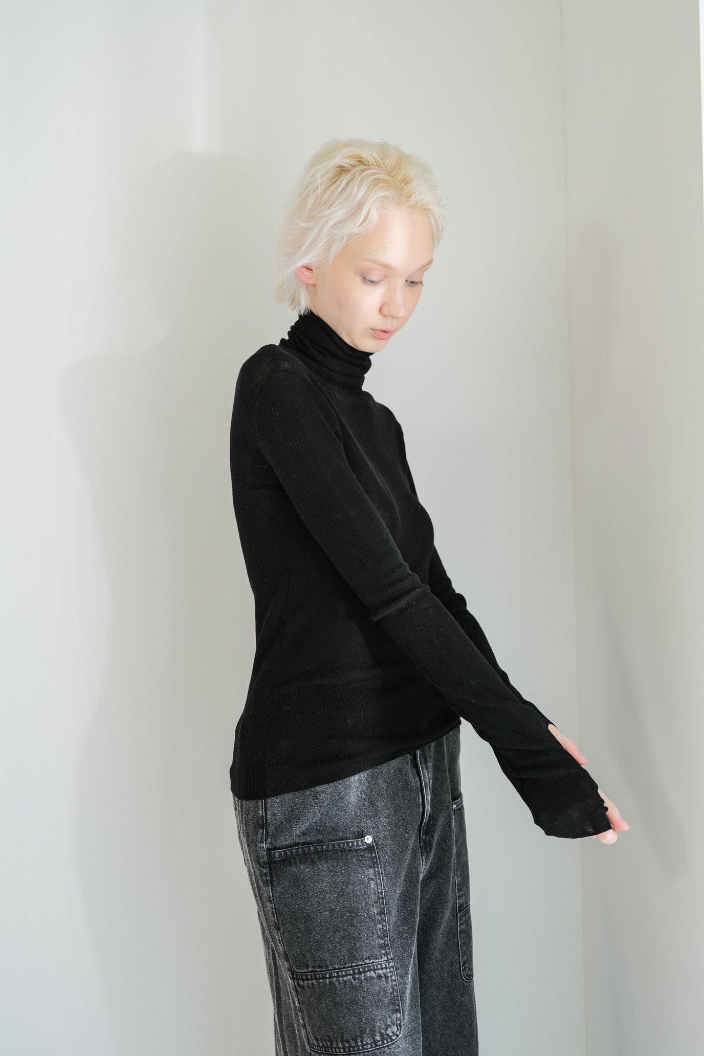 MOCOCHI Rib Turtleneck Pullover