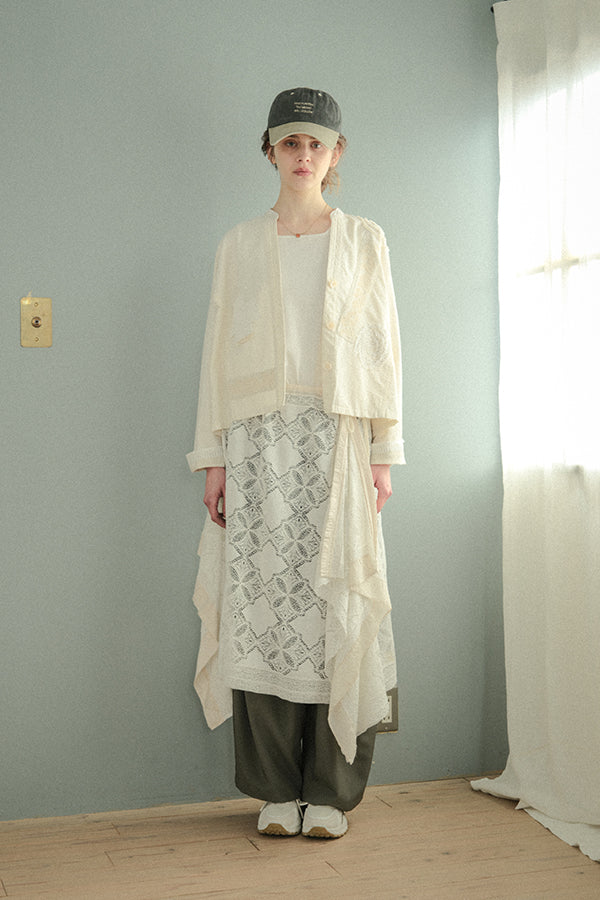 Motif Embroidered Short Jacket