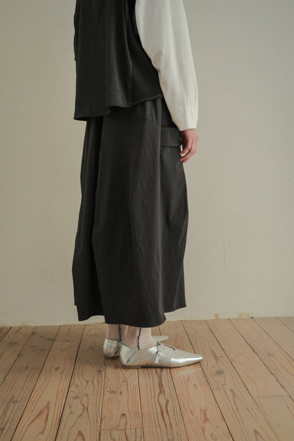 Dart Tuck Skirt