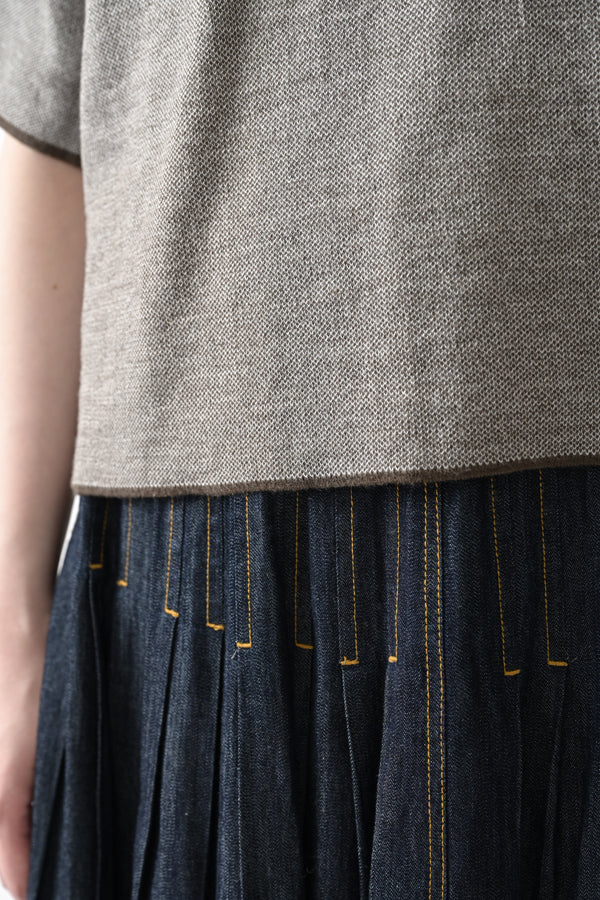 Linear Leaf Vest