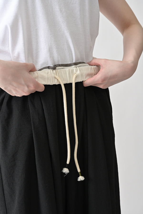 Side Tuck Trousers