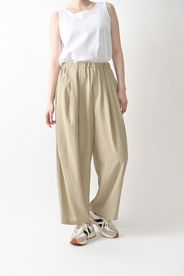 Side Tuck Trousers