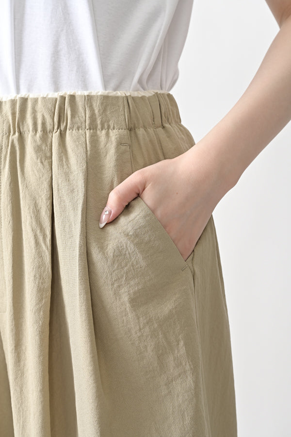 Side Tuck Trousers