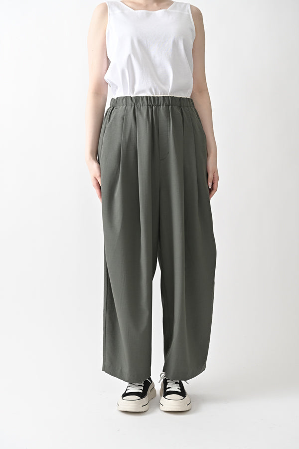 Side Tuck Trousers