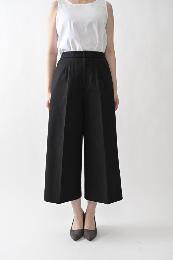 Wide-Leg Trousers