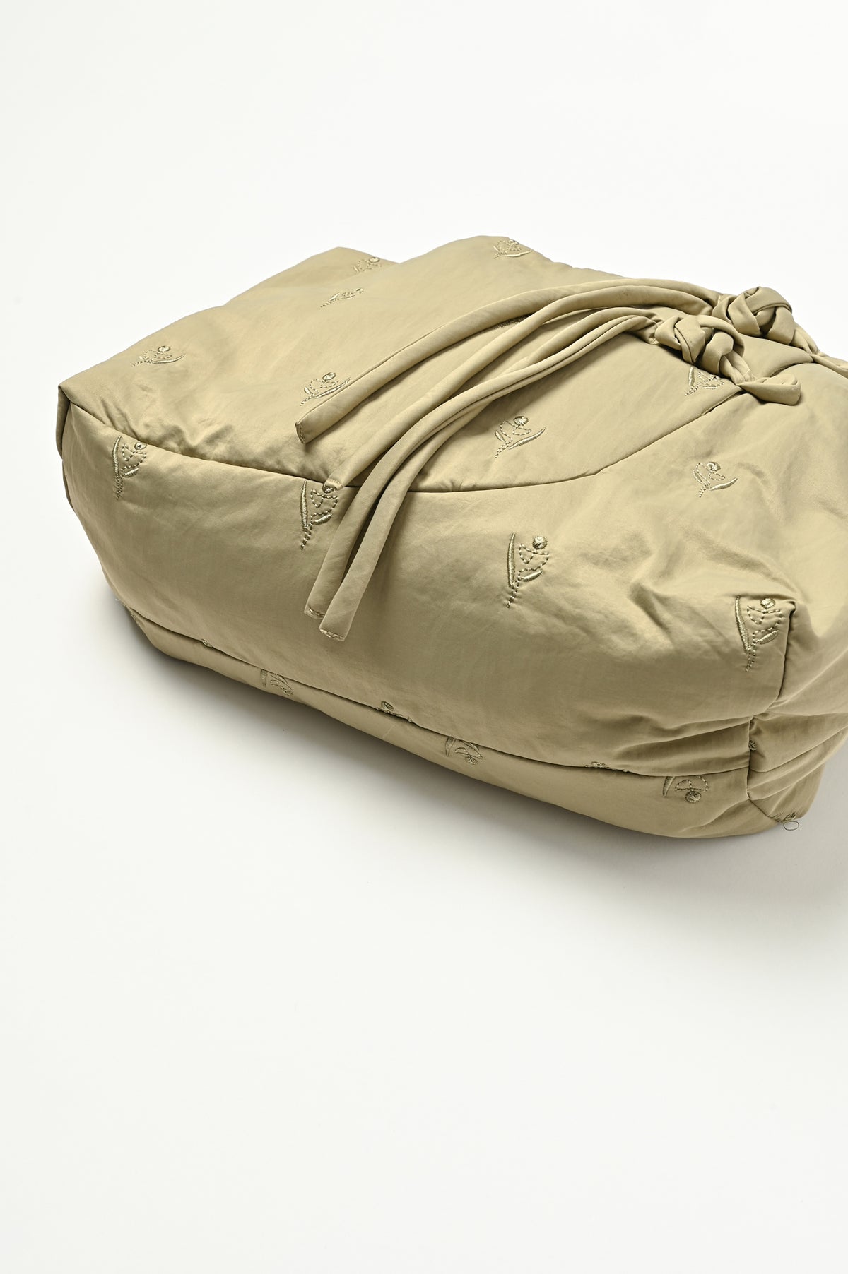 Tube Knot Embroidered Bag