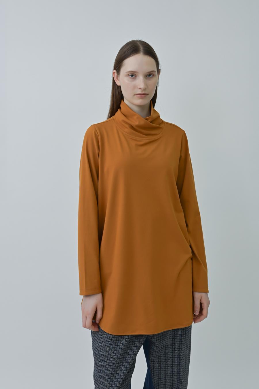 Nuance Color Turtleneck