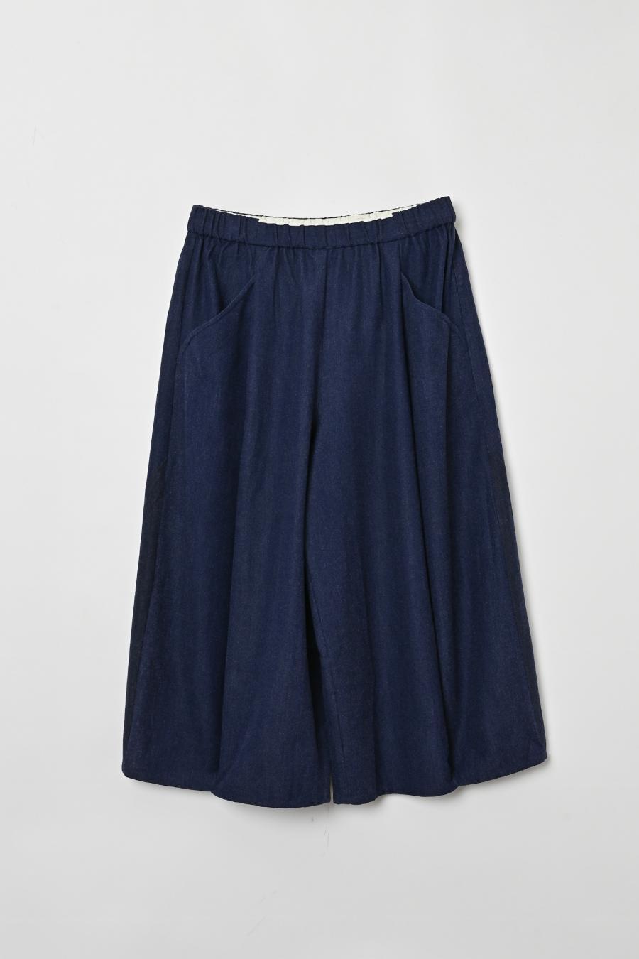 Form Cropped Pants
