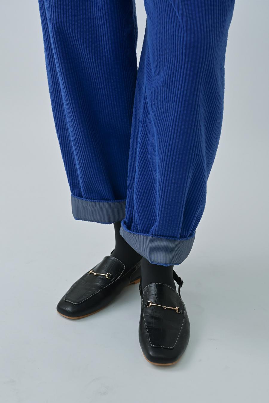 Cocoon Corduroy Pants