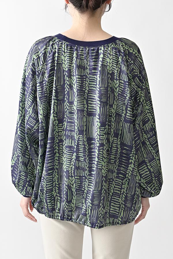 Cable Print Raglan Pullover