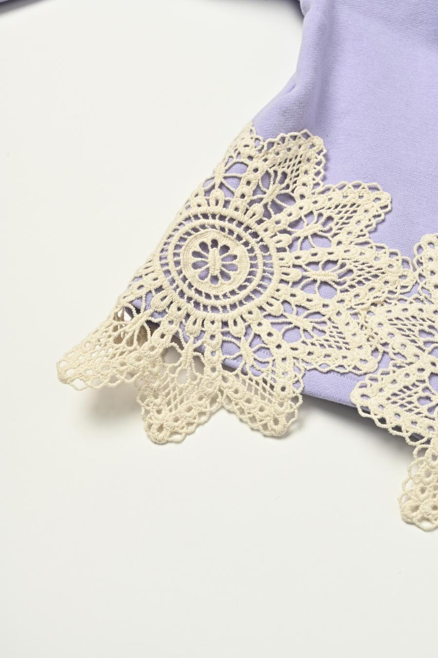 Motif Lace Pullover