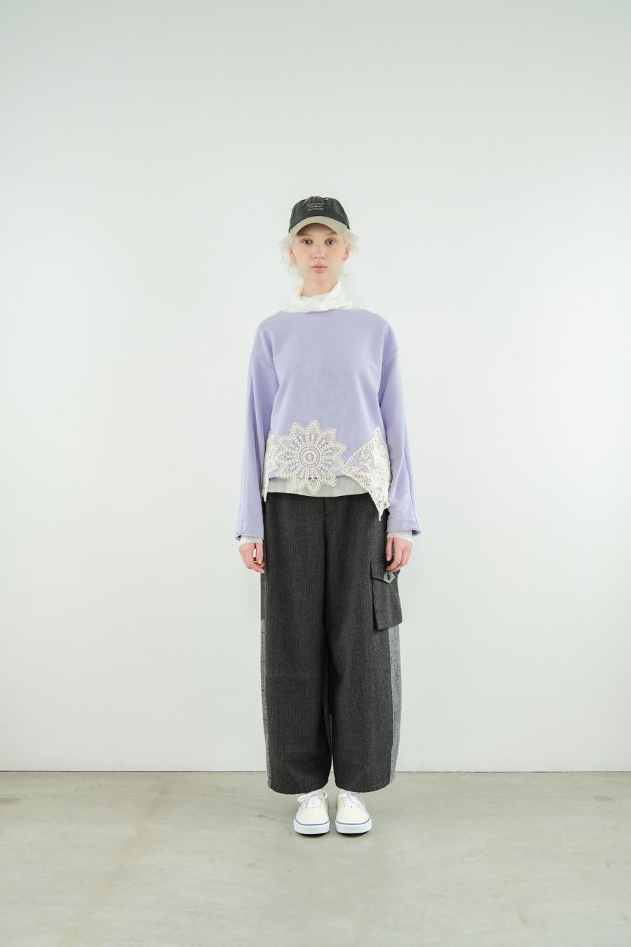 Motif Lace Pullover