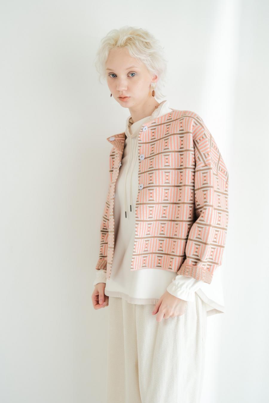 Circle Line Cropped Cardigan