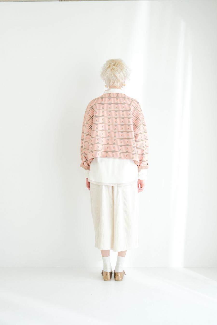 Circle Line Cropped Cardigan