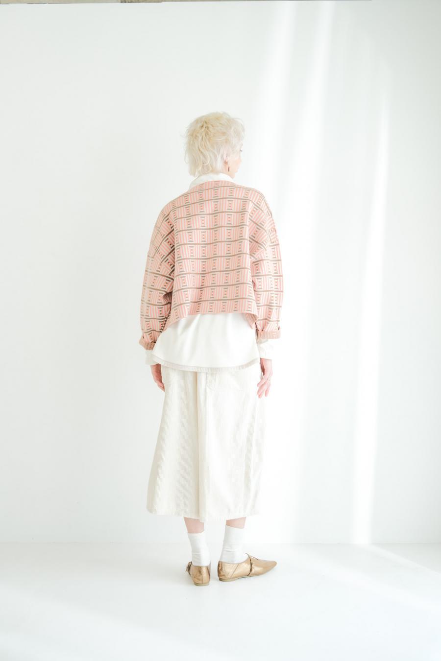 Circle Line Cropped Cardigan