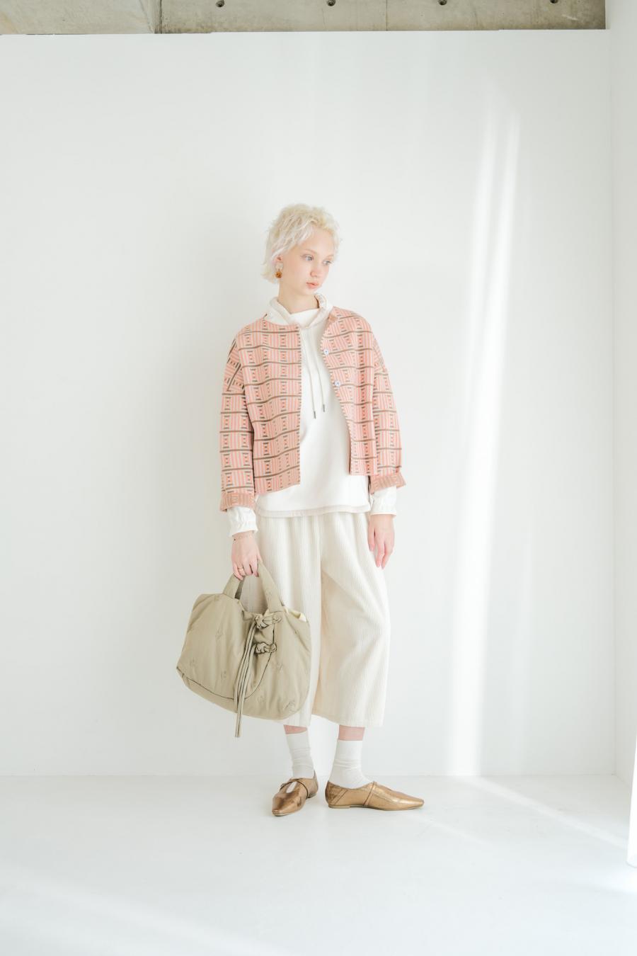 Circle Line Cropped Cardigan