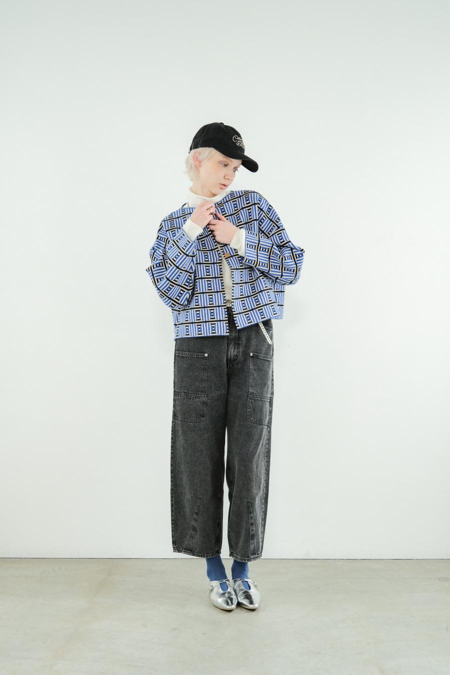 Circle Line Cropped Cardigan
