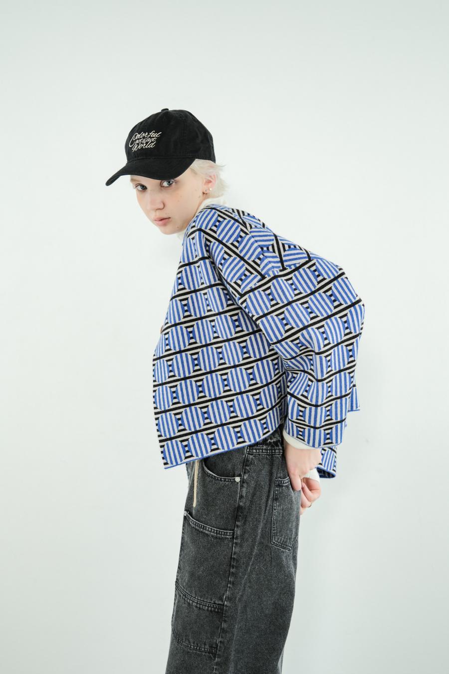 Circle Line Cropped Cardigan