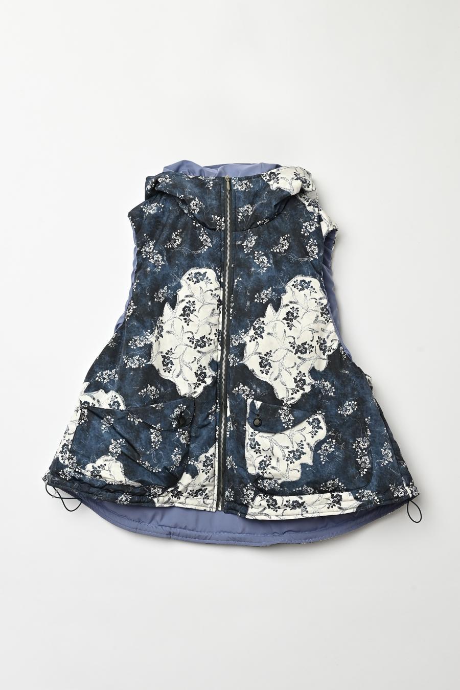 Blur Flower Hooded Vest