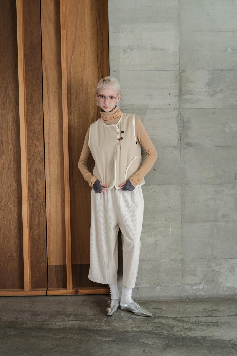 Block Reversible Vest