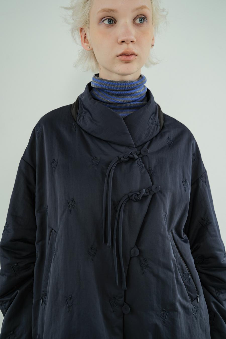 Tube Knot Embroidered Reversible Jacket