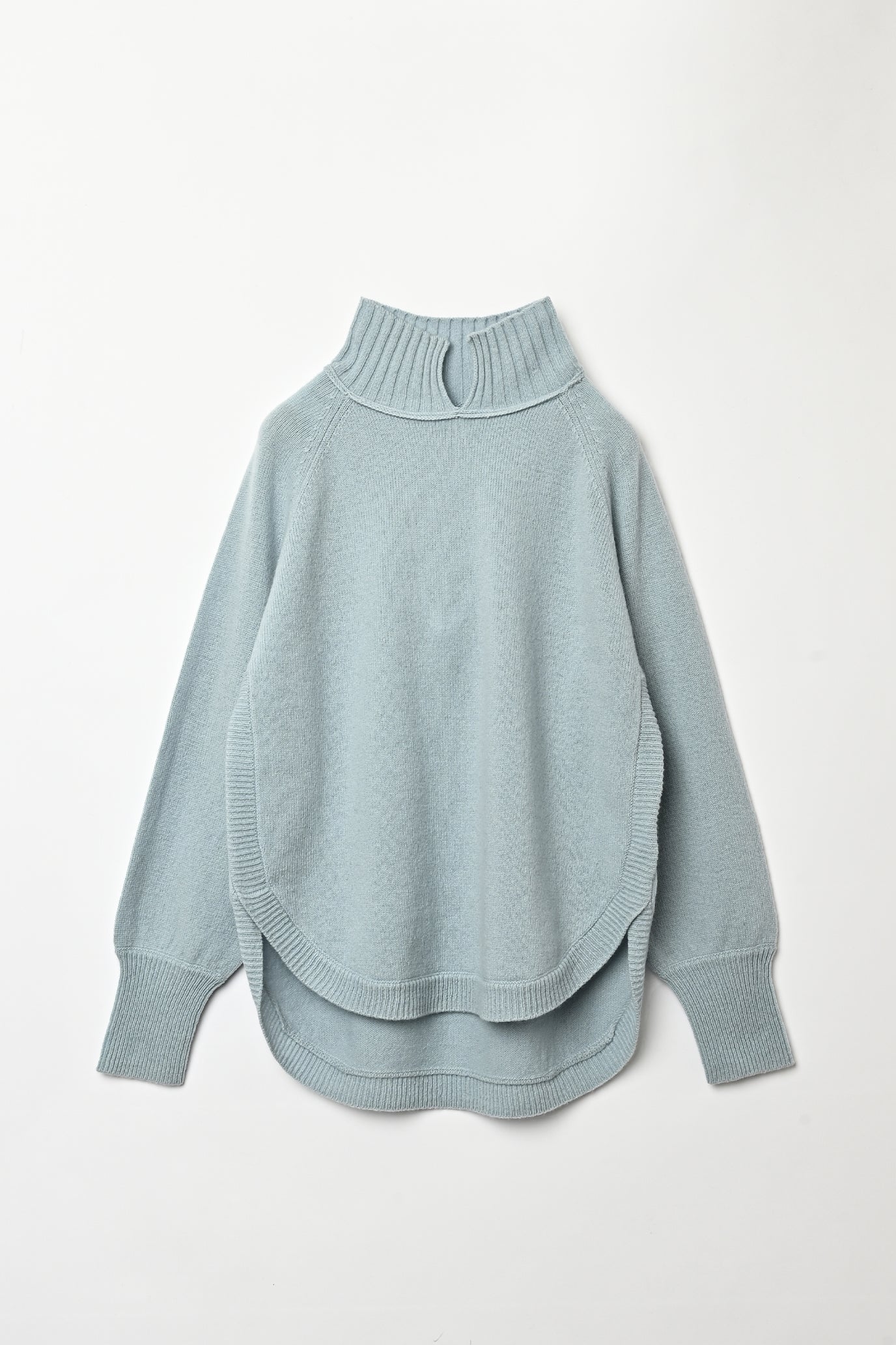100% Wool Round Hem Pullover
