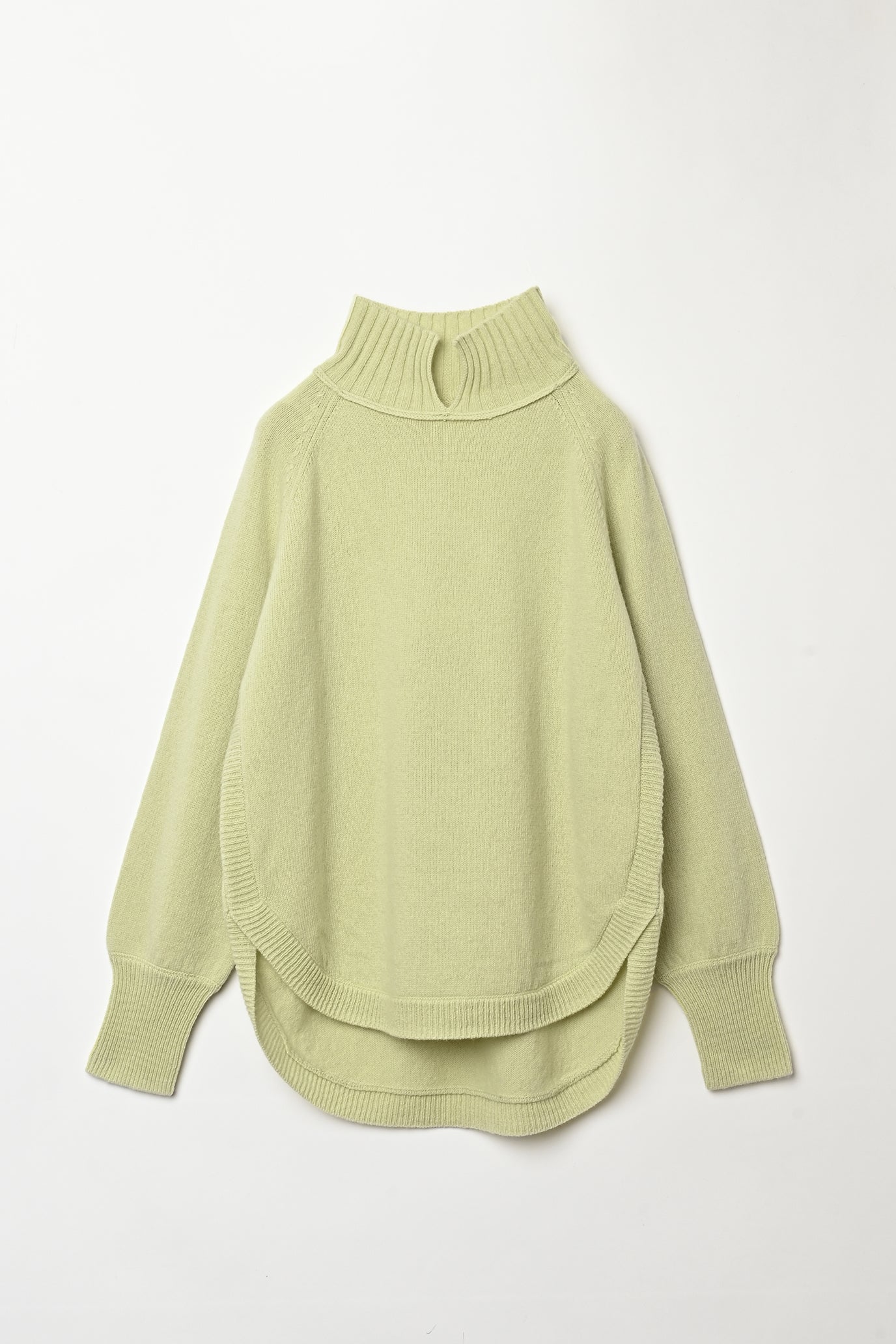 100% Wool Round Hem Pullover