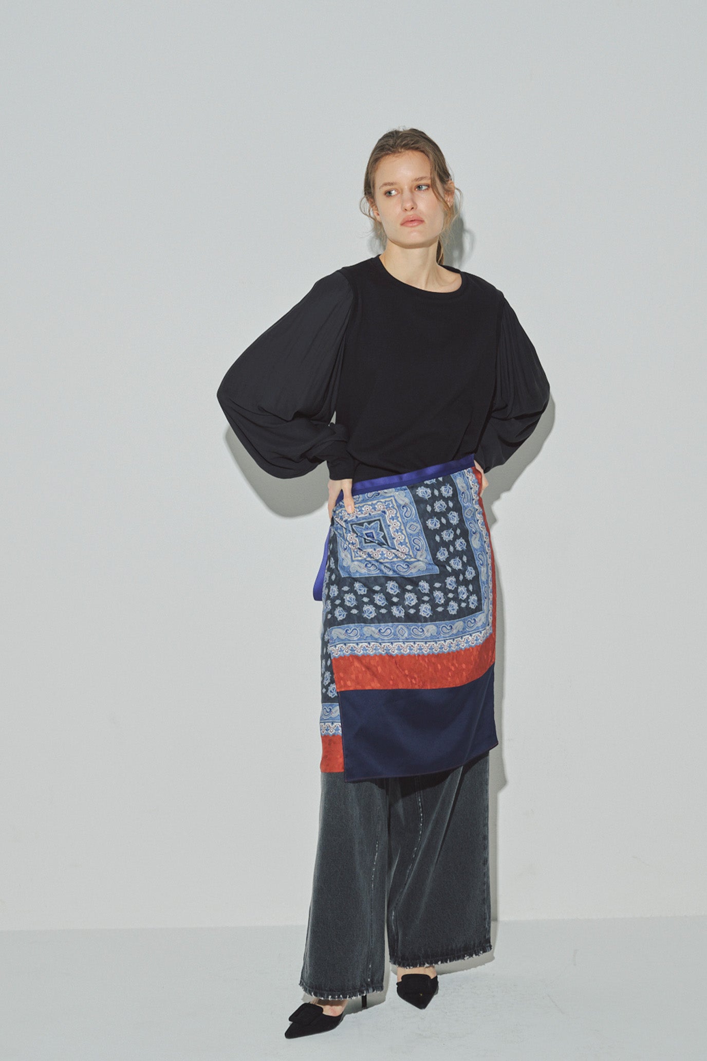 Fine Gather Sleeve Pullover