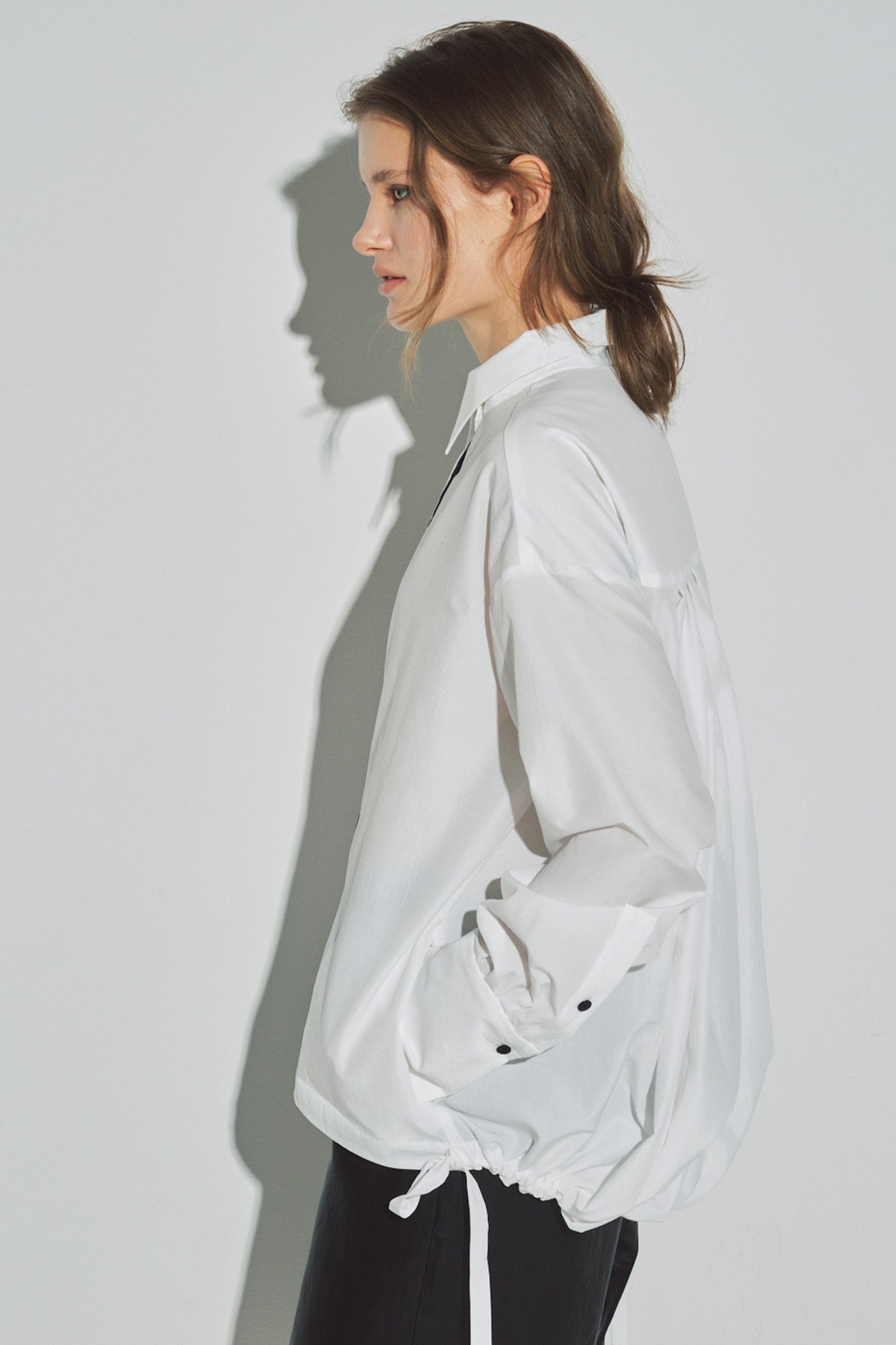 Airy Back Gather Shirt