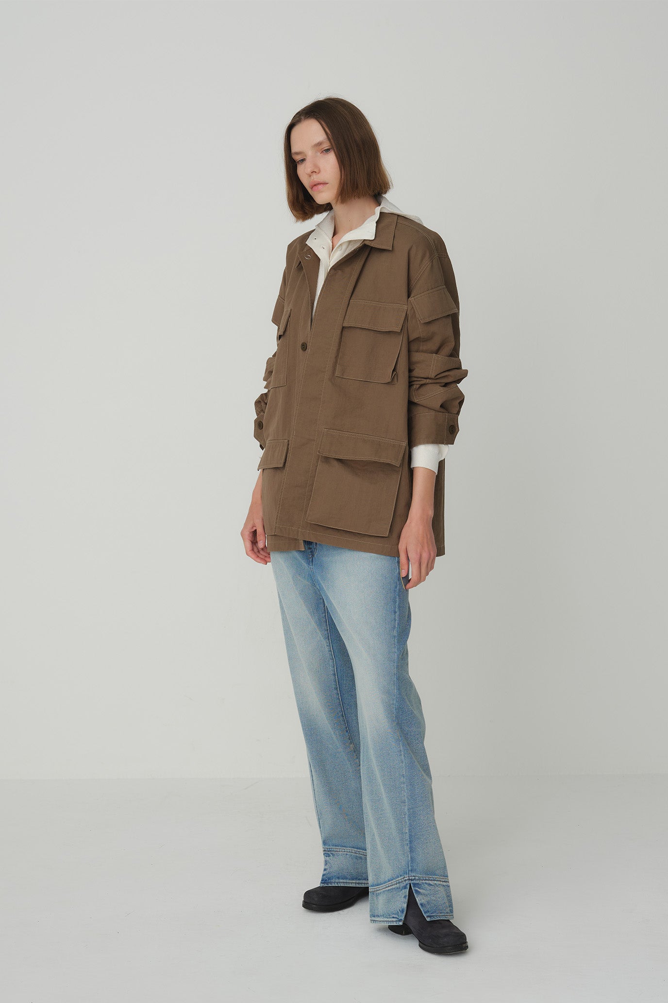 Semi-Flare Jeans